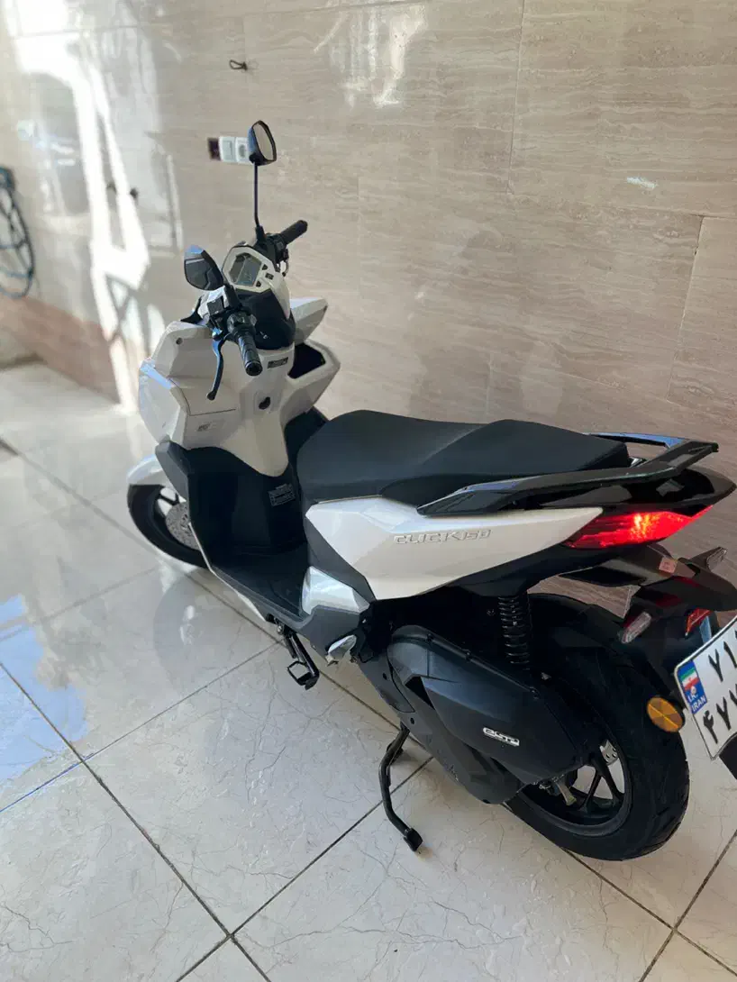 موتور کلیک ۱۵۰ نیوفیس برمود۴۰۳|موتورسیکلت|شیراز, ریاستی|دیوار
