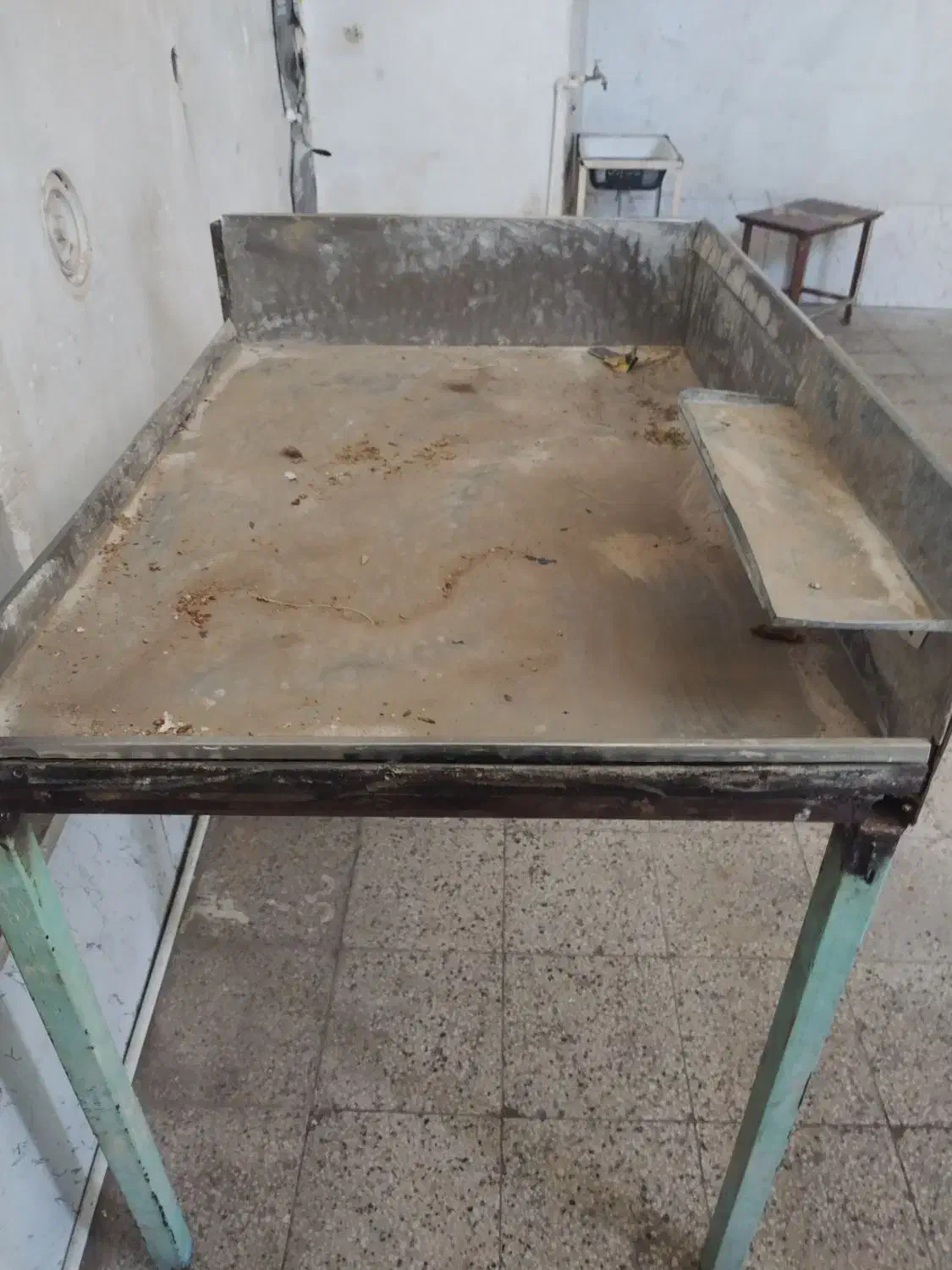 تخت مناسب نانوایی یا قصابی|فروشگاه و مغازه|سبزوار, میدان بار|دیوار