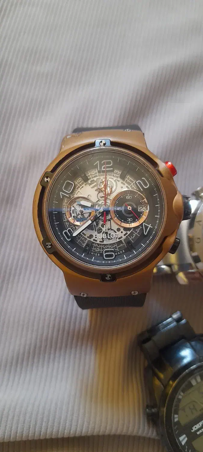 ساعت هابلوت شیک موتور خودکار|ساعت|یاسوج, |دیوار