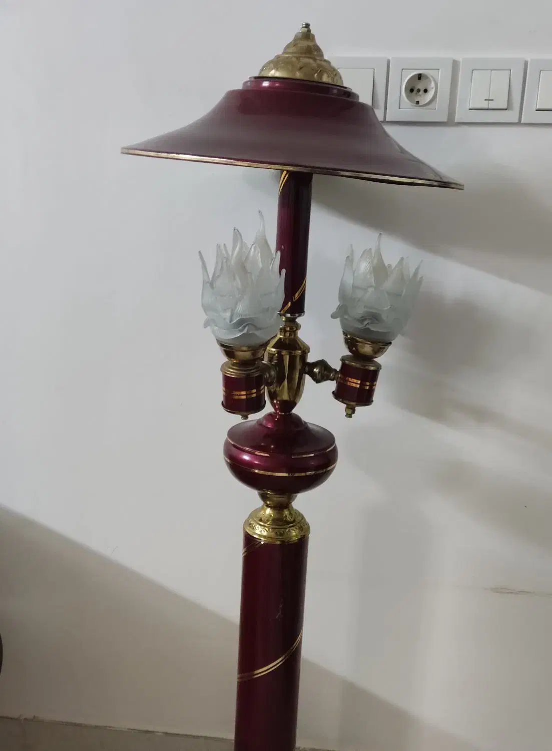 اباژورفروشی|چراغ خواب و آباژور|تربت‌حیدریه, قائم|دیوار