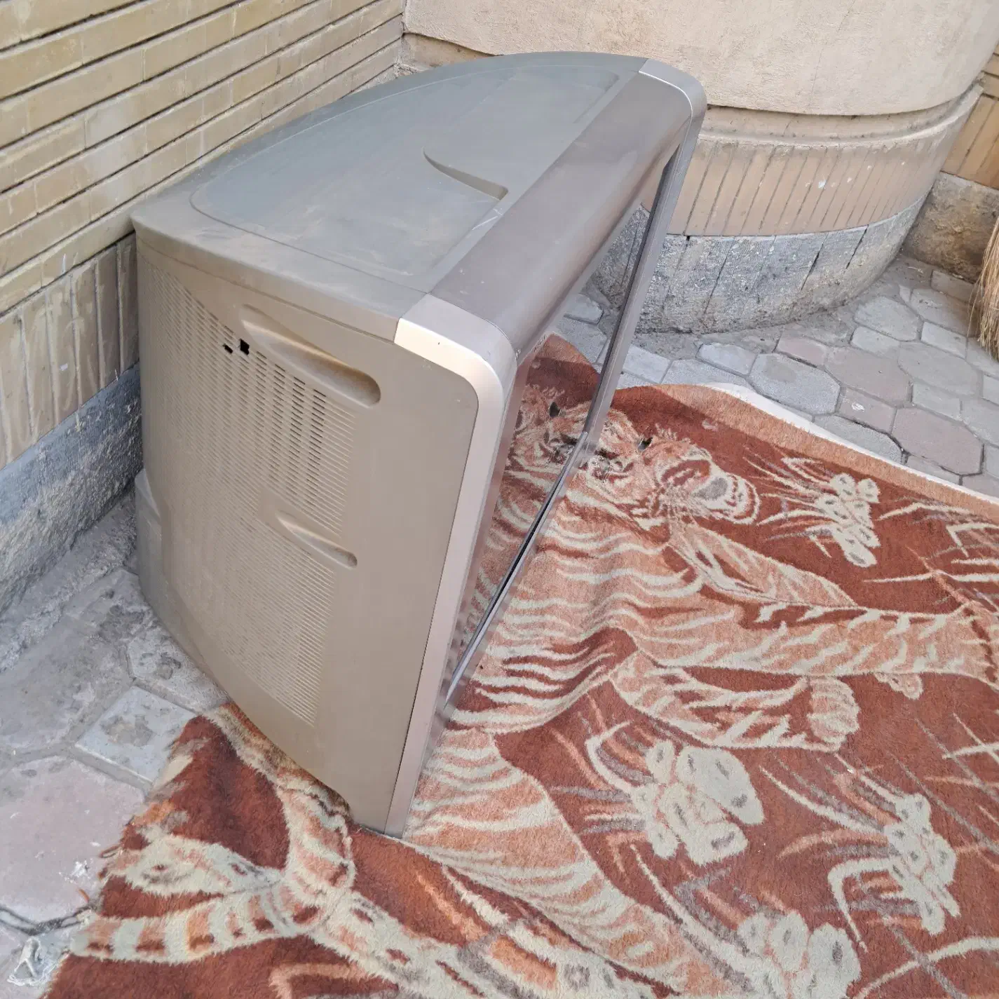 تلویزیون سونی ۳۴ اینچ|تلویزیون و پروژکتور|مشهد, هفت تیر (حافظ)|دیوار