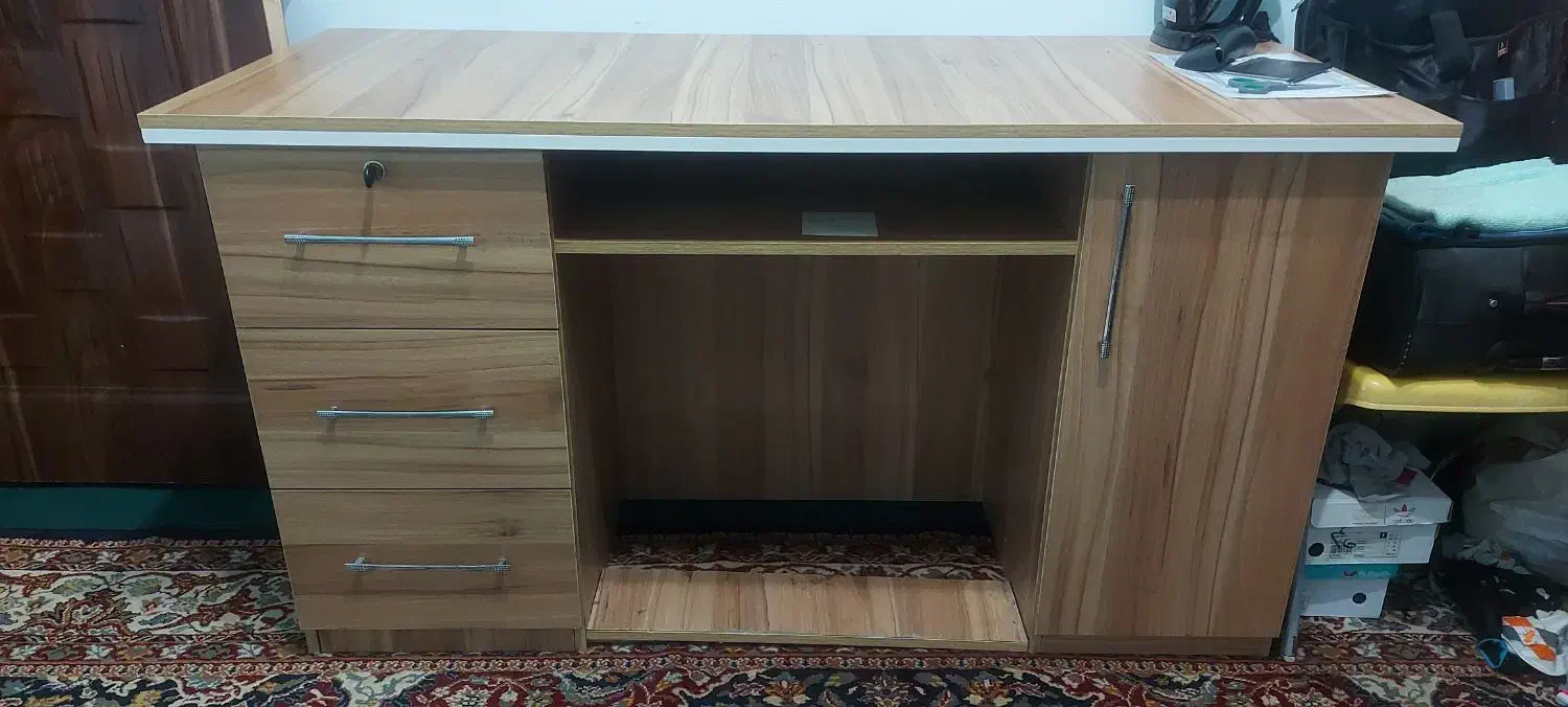 میز اداری|مبلمان اداری|قشم, |دیوار