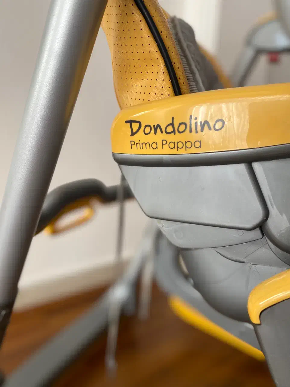 صندلی غذای کودک‌ Dondolino - Italy|تخت و صندلی بچه|تهران, شهرک غرب|دیوار