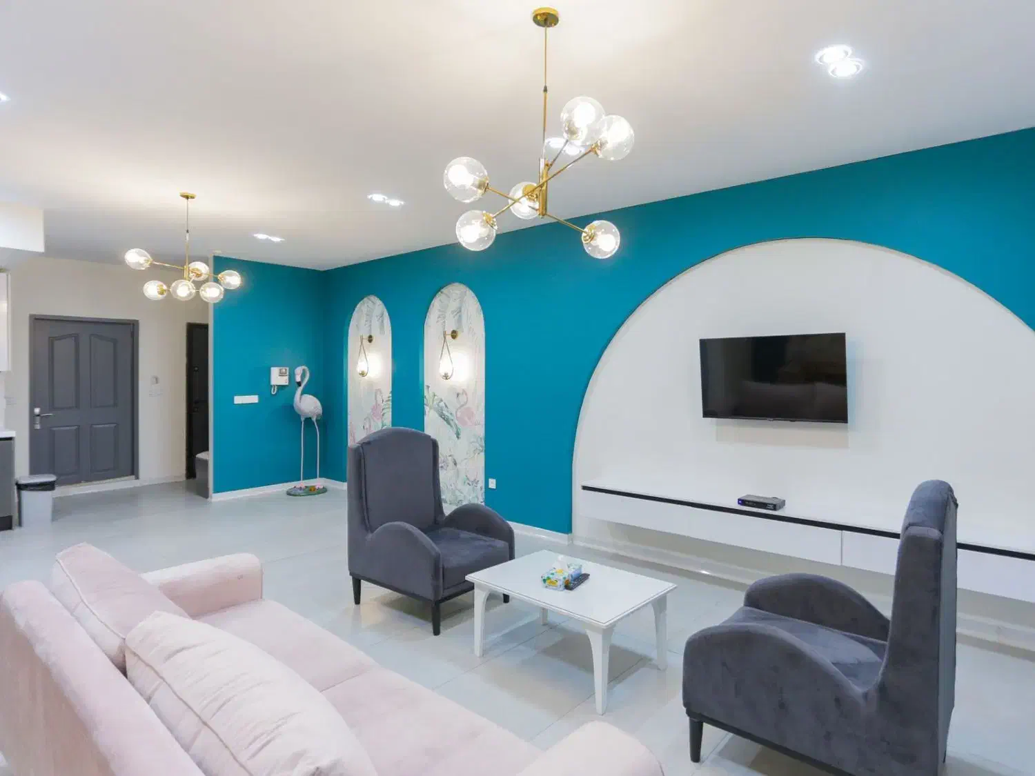 واحد مبله روزانه/ماهانه/ دربست/ ارزنده/ امنیت بالا|اجارهٔ کوتاهمدت آپارتمان و سوئیت|مشهد, کوثر|دیوار