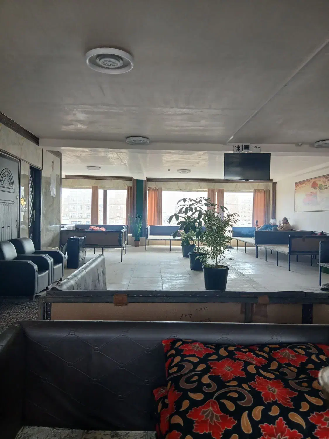 کافه اعیان|کافی‌شاپ و رستوران|اردبیل, |دیوار