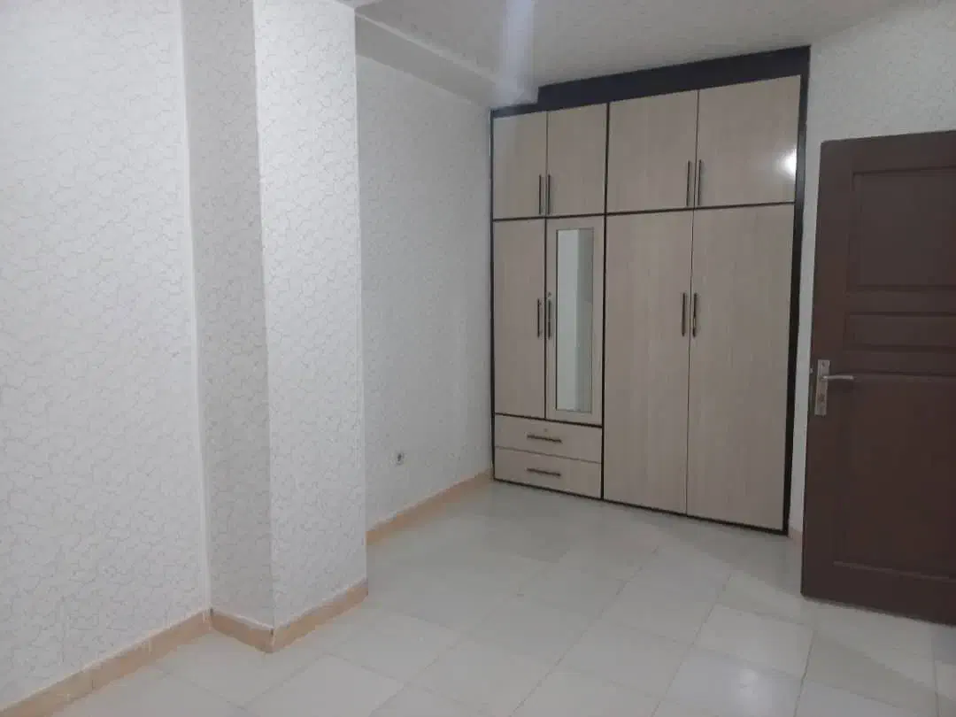 فروش واحد .آب و فاضلاب .|فروش آپارتمان|ایلام, |دیوار