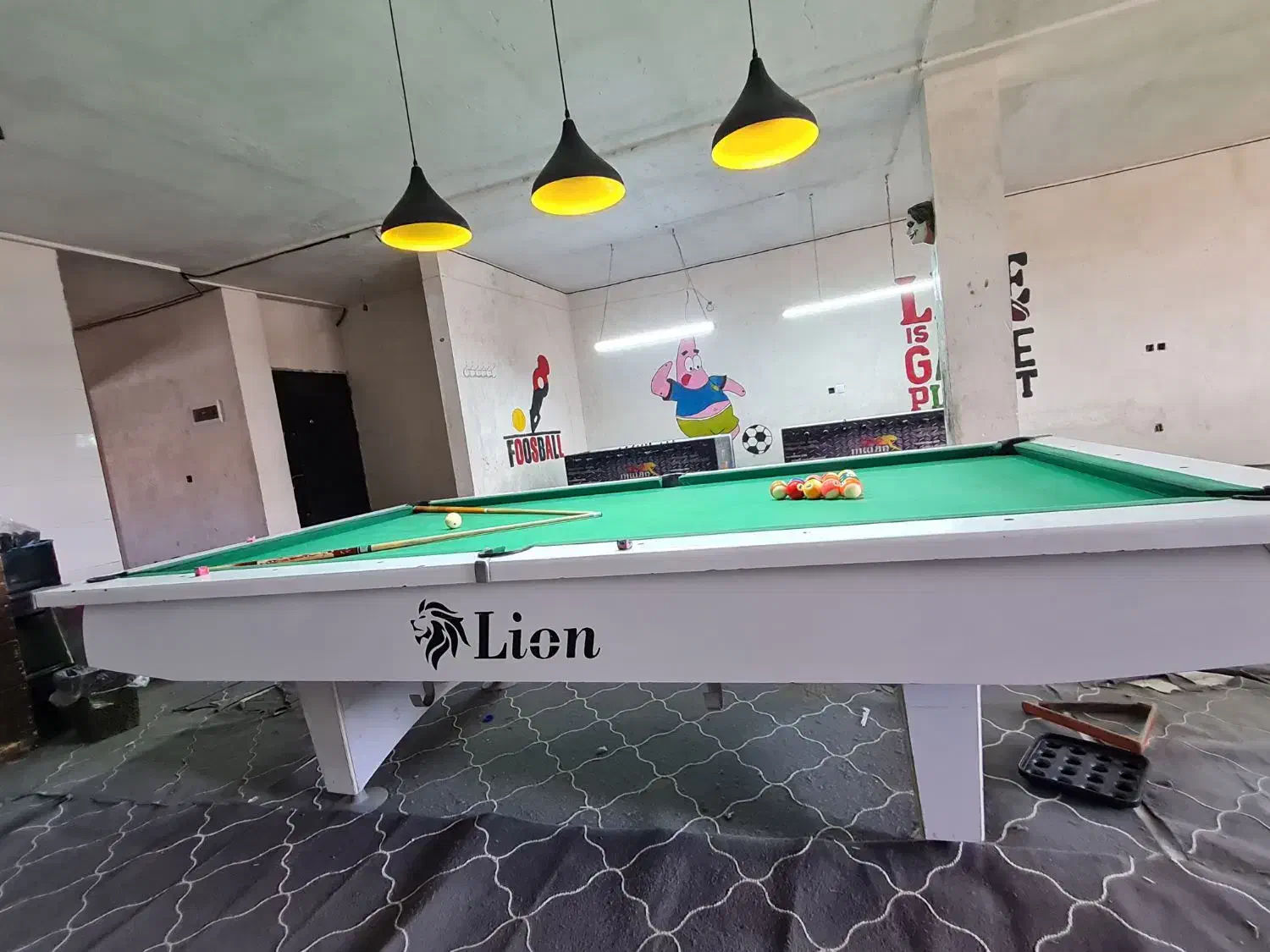 بیلیارد میز پیرامیت و فوتبال دستی|ورزش‌های توپی|شیراز, شهرک قمشه|دیوار