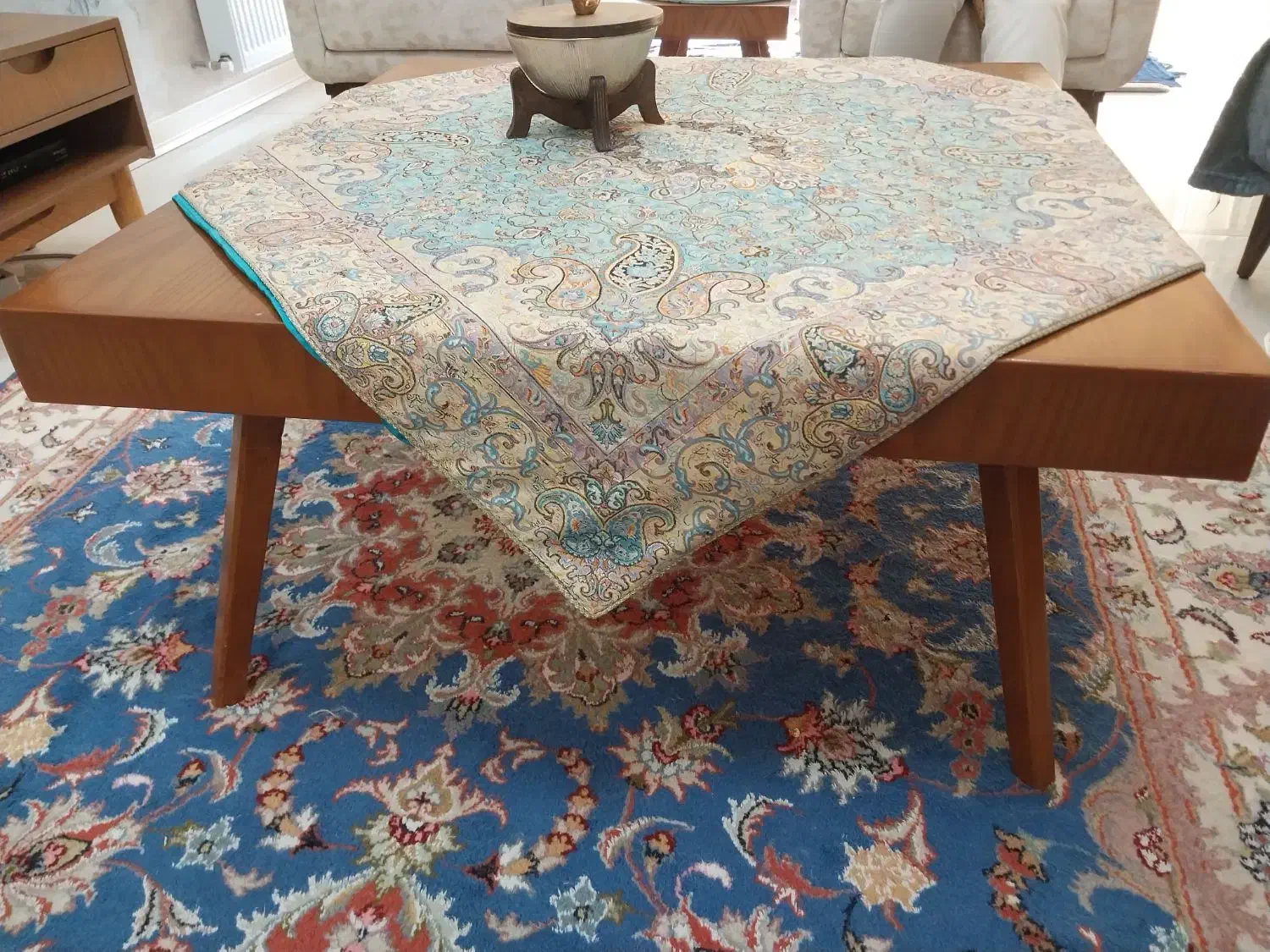 میز وسط مبل و دو عدد عسلی|مبلمان خانگی و میز عسلی|اصفهان, چرخاب|دیوار