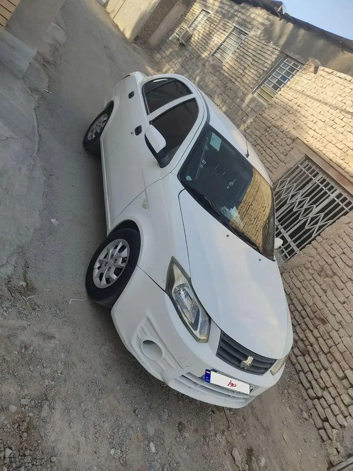 ساینا مدل 99|خودرو سواری و وانت|جیرفت, |دیوار