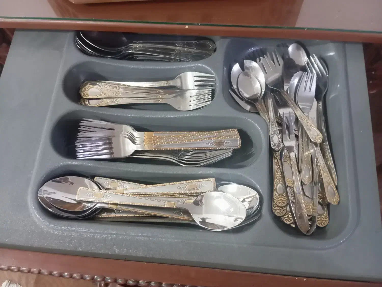 کنسول قاشق|بوفه، ویترین، کنسول|اردبیل, |دیوار