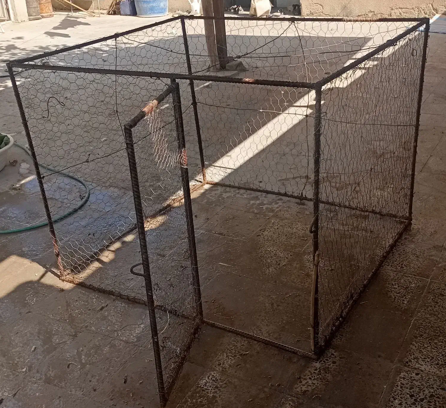 قفس پرنده بفروش میرسد.|لوازم جانبی حیوانات|خاش, |دیوار