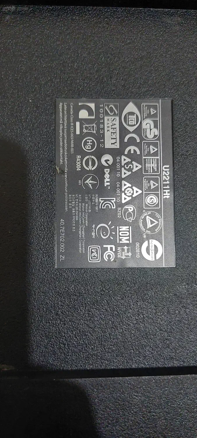 مانیتور ۲۲ اینچ دل با پایه قابل تنظیم-dell monitor|قطعات و لوازم جانبی رایانه|محمدیه-قزوین, |دیوار