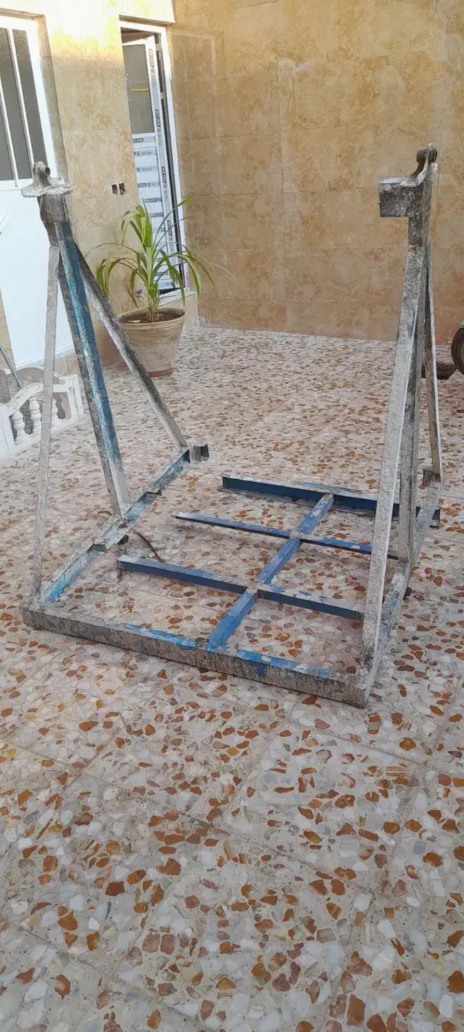 بالابر وقفس|مصالح و تجهیزات ساختمان|اقبالیه, |دیوار