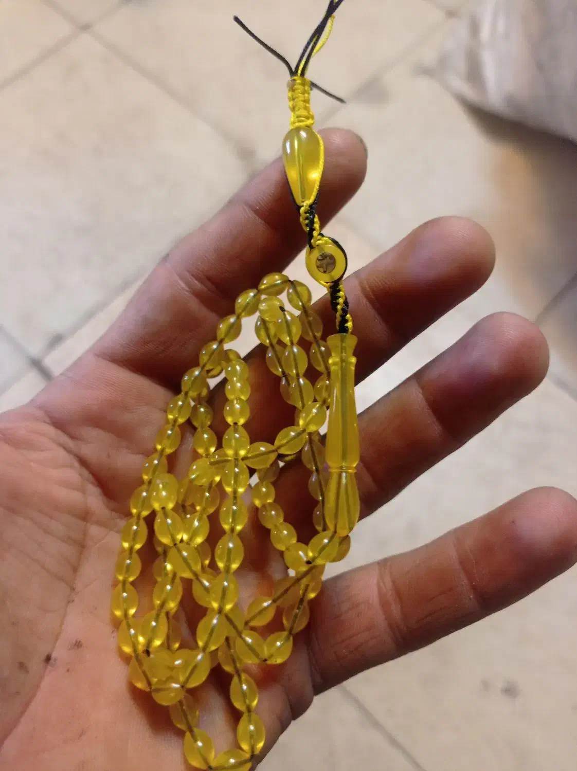 تسبیح سندلوس زردفسفری|بدلیجات|کرمان, |دیوار