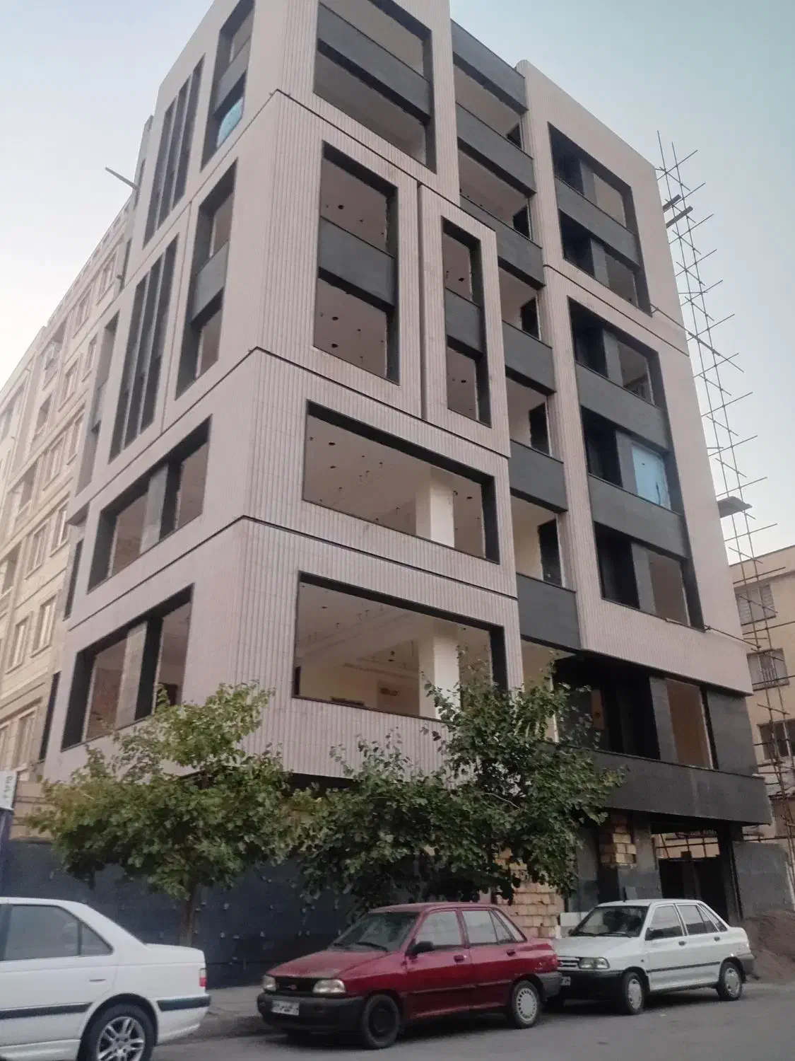 فروش آپارتمان ۱۳۰ متری ۲ خوابه در کوی امیرالمومنین|فروش آپارتمان|مشهد, امیر|دیوار