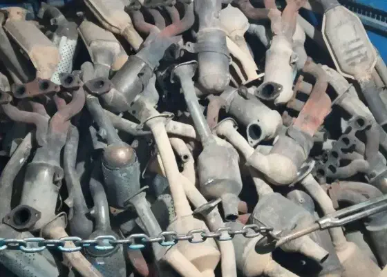 کاتالیزور|قطعات یدکی و لوازم جانبی|تربتحیدریه, ترمینال|دیوار