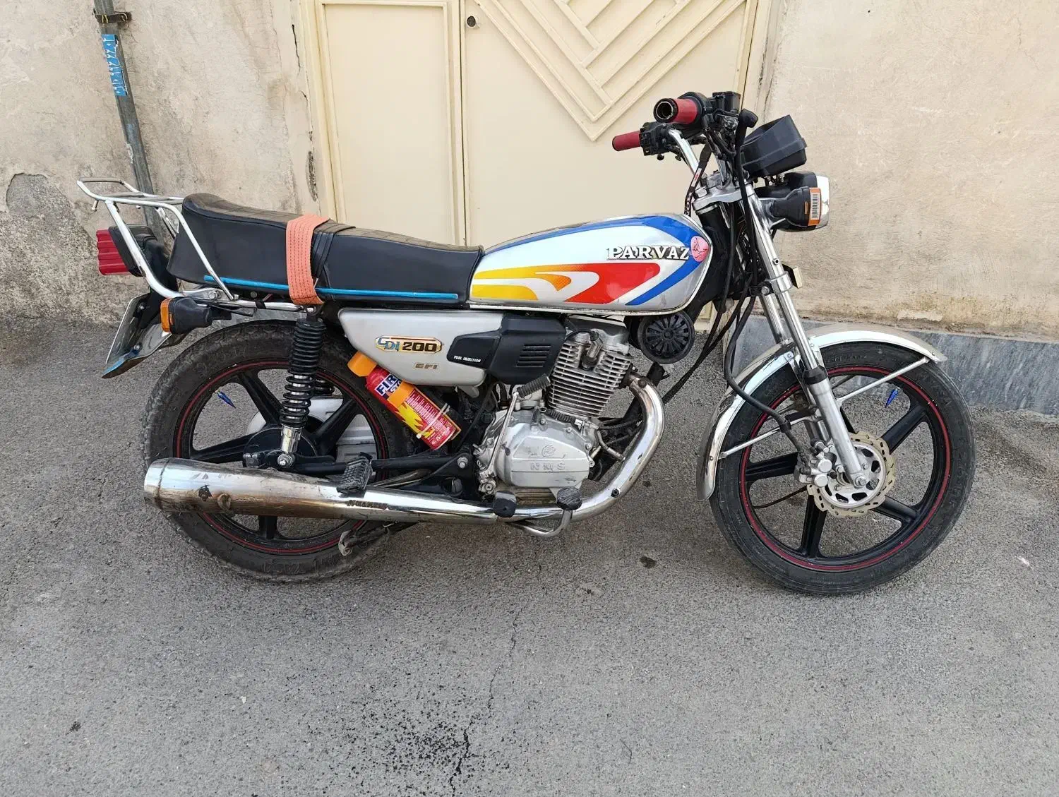 پرواز 200 انژکتور|موتورسیکلت|نظرآباد, شهرک سید جمال الدین|دیوار