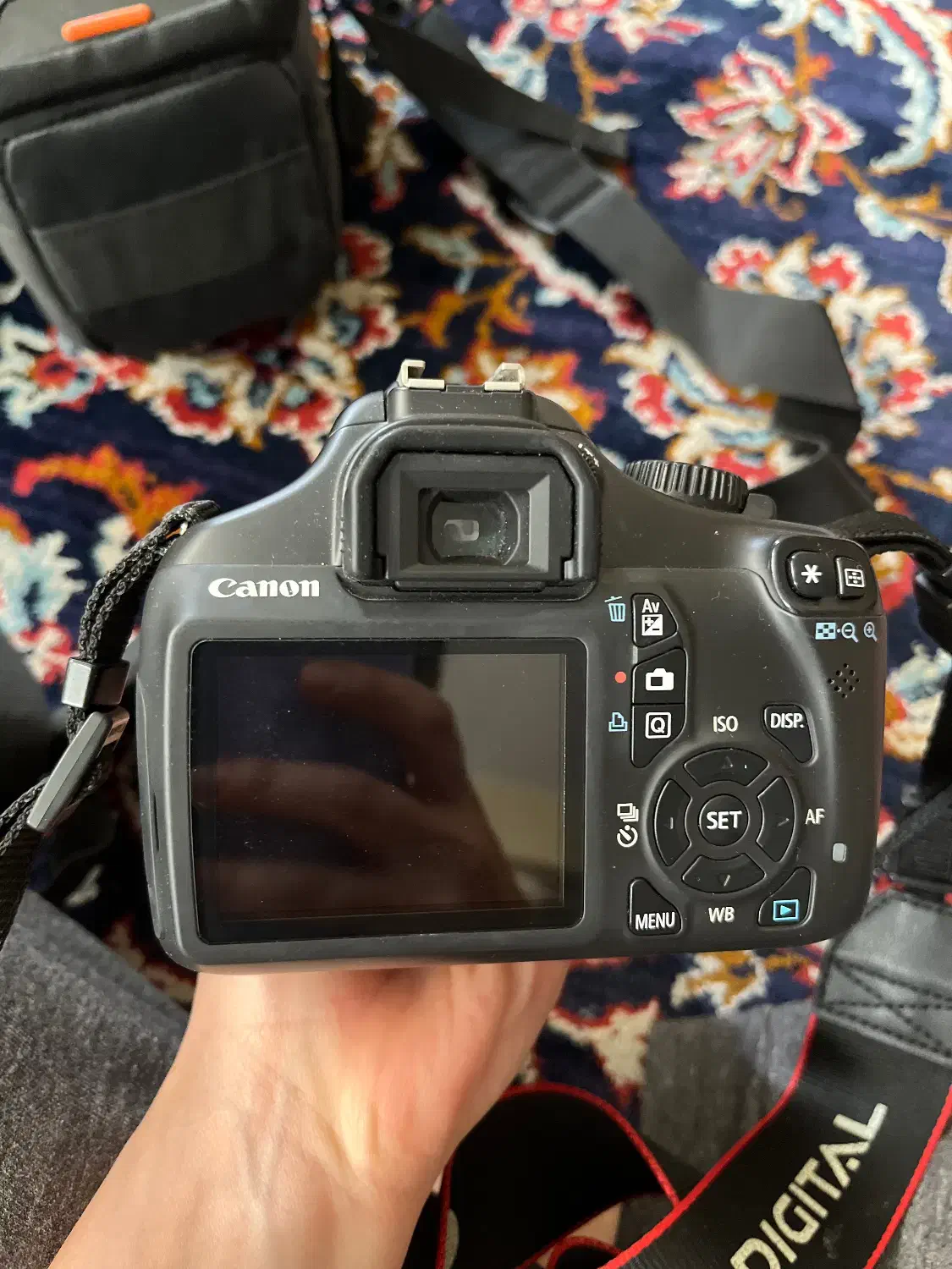 بدنه دوربین canon 1100d با لنز ۱۸ ۱۳۵ در حد نو|دوربین عکاسی و فیلمبرداری|تهران, مدائن|دیوار