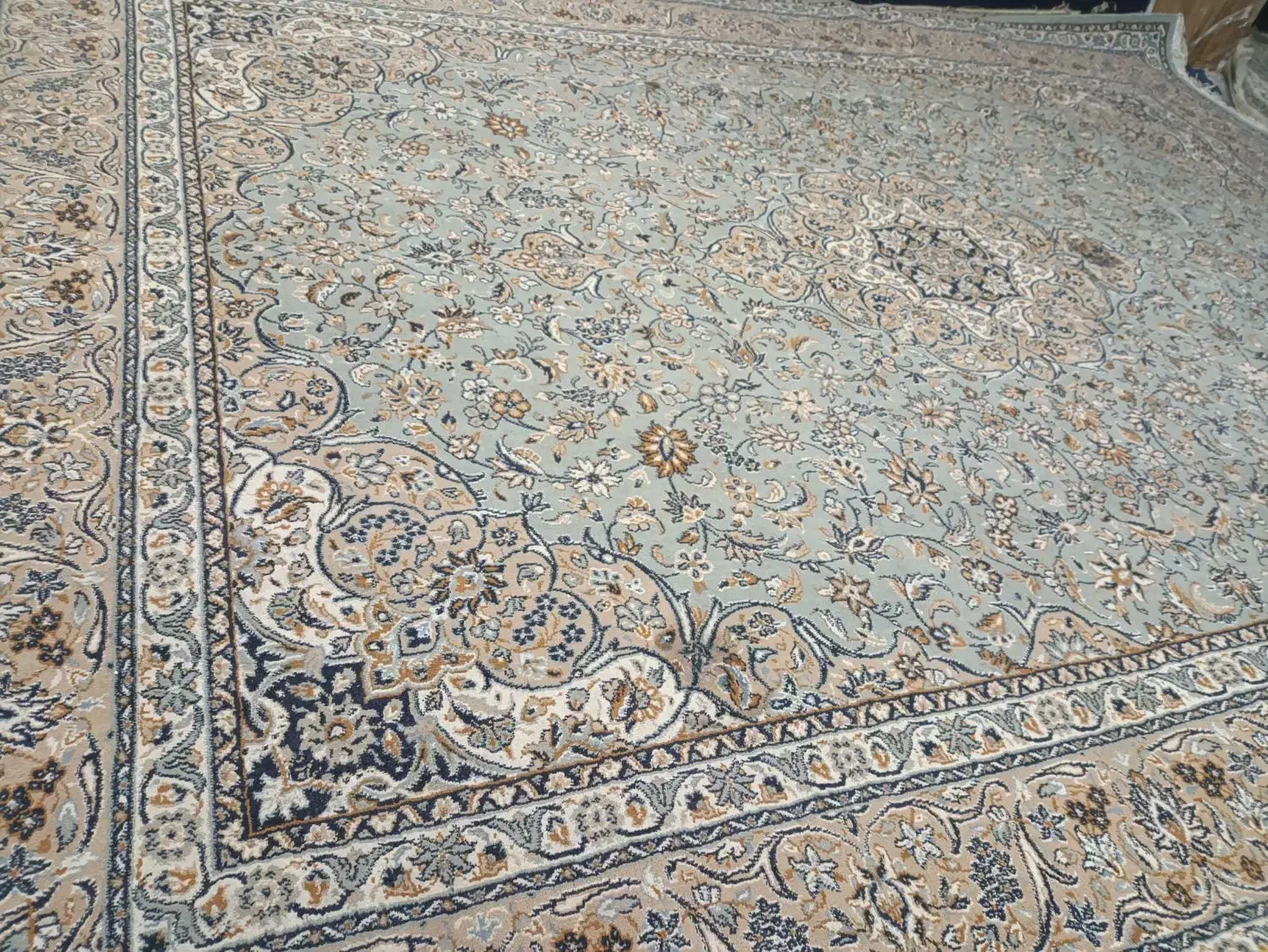 سه تا فرش۱۲متری و کناره و تابلو فرش و پشتی|فرش|مشهد, صیاد شیرازی|دیوار