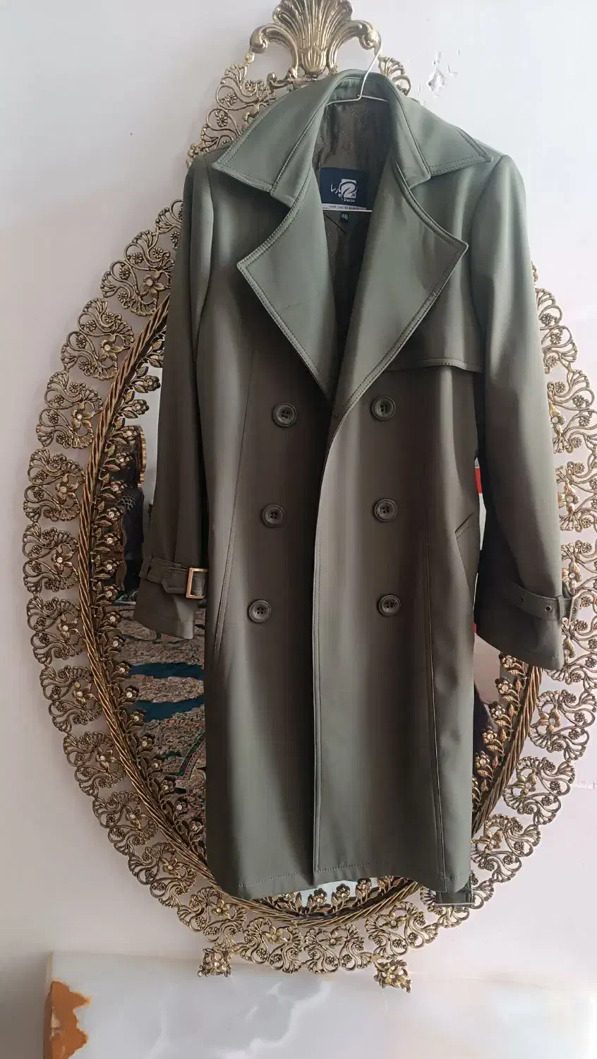 پالتو|لباس|خرمآباد, |دیوار