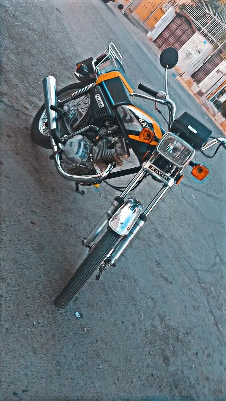 موتور مدارک دار 125|موتورسیکلت|سنندج, |دیوار