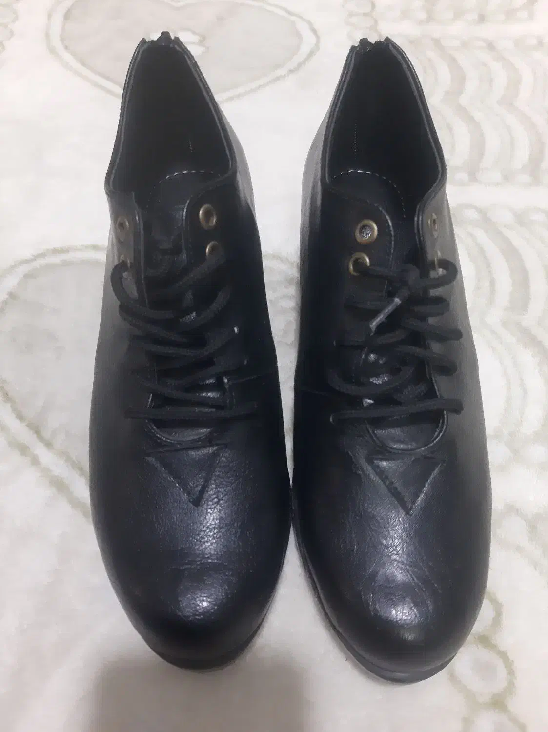 کقش زناته|کیف، کفش، کمربند|اراک, |دیوار