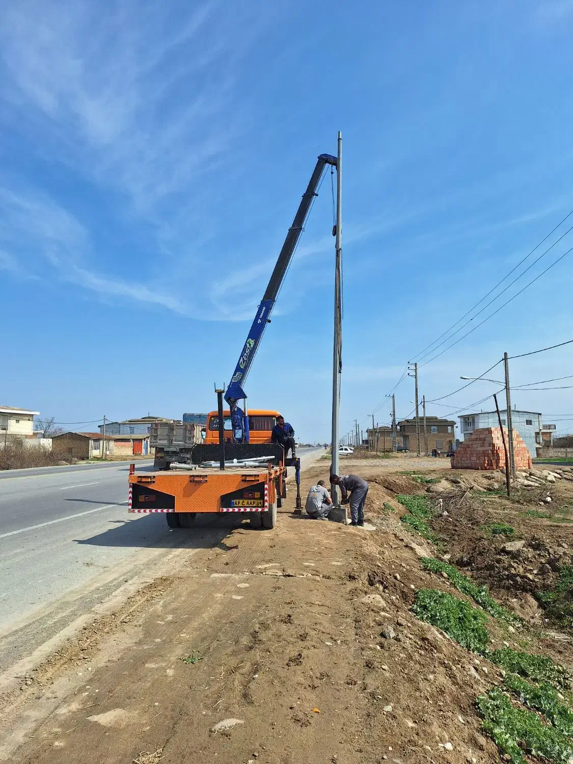 خدمات جرثقیل بارگیری و تخلیه تیرچه و خودرو و...|خدمات حمل و نقل|سیمین شهر, |دیوار