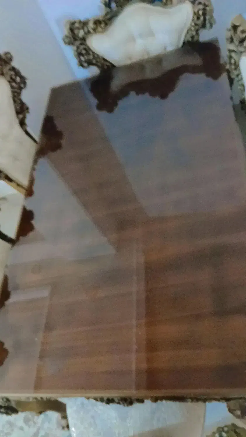 فروش یه عدد میز نهارخوری با صحفه شیشه ای|میز و صندلی غذاخوری|ساری, |دیوار