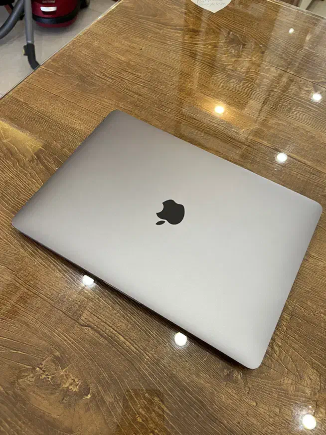 مک بوک پرو ۲۰۲۰|رایانه همراه|اصفهان, خانه اصفهان|دیوار