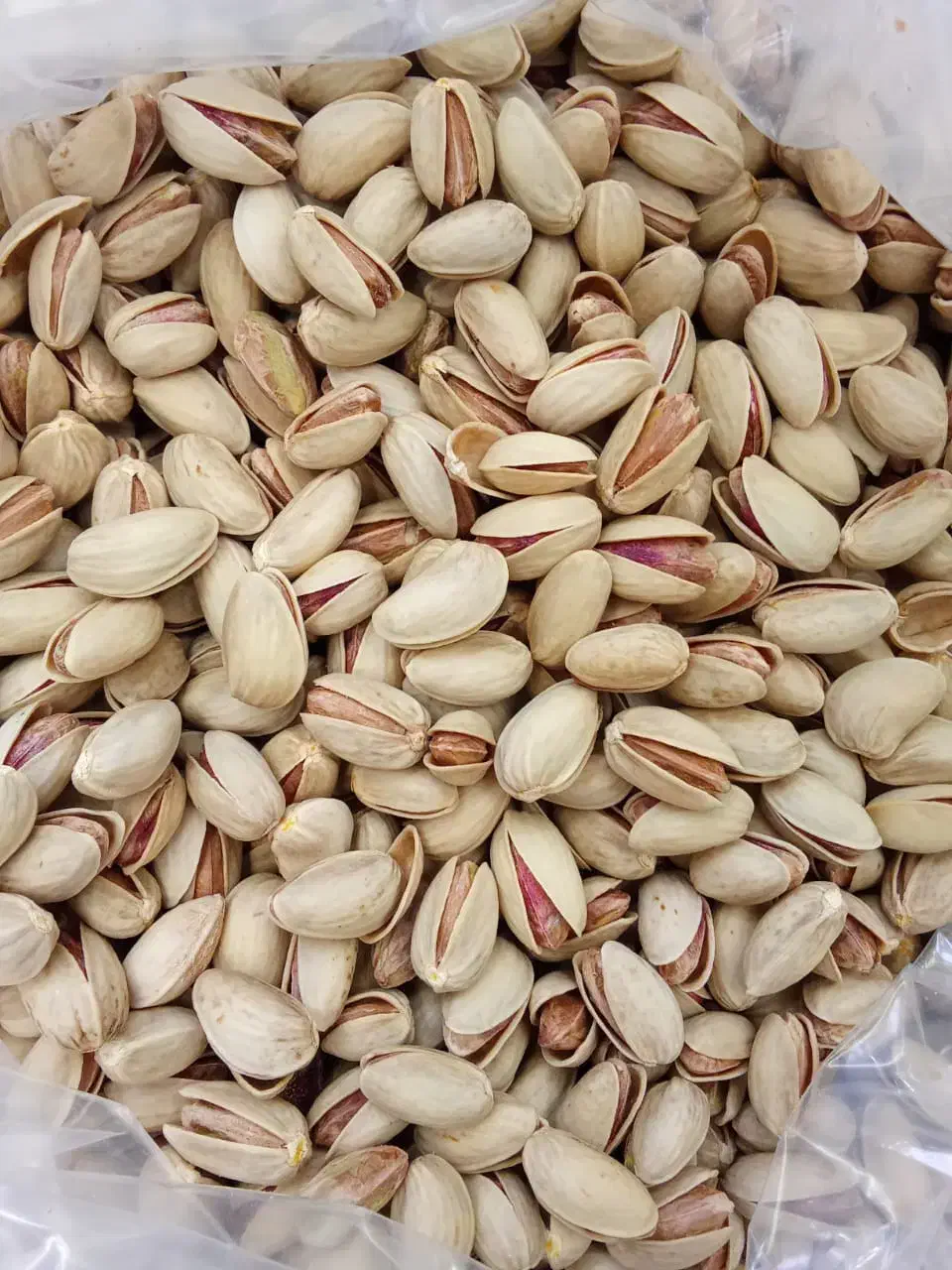 پسته اکبری دستچین|خوردنی و آشامیدنی|اصفهان, باغ دریاچه|دیوار