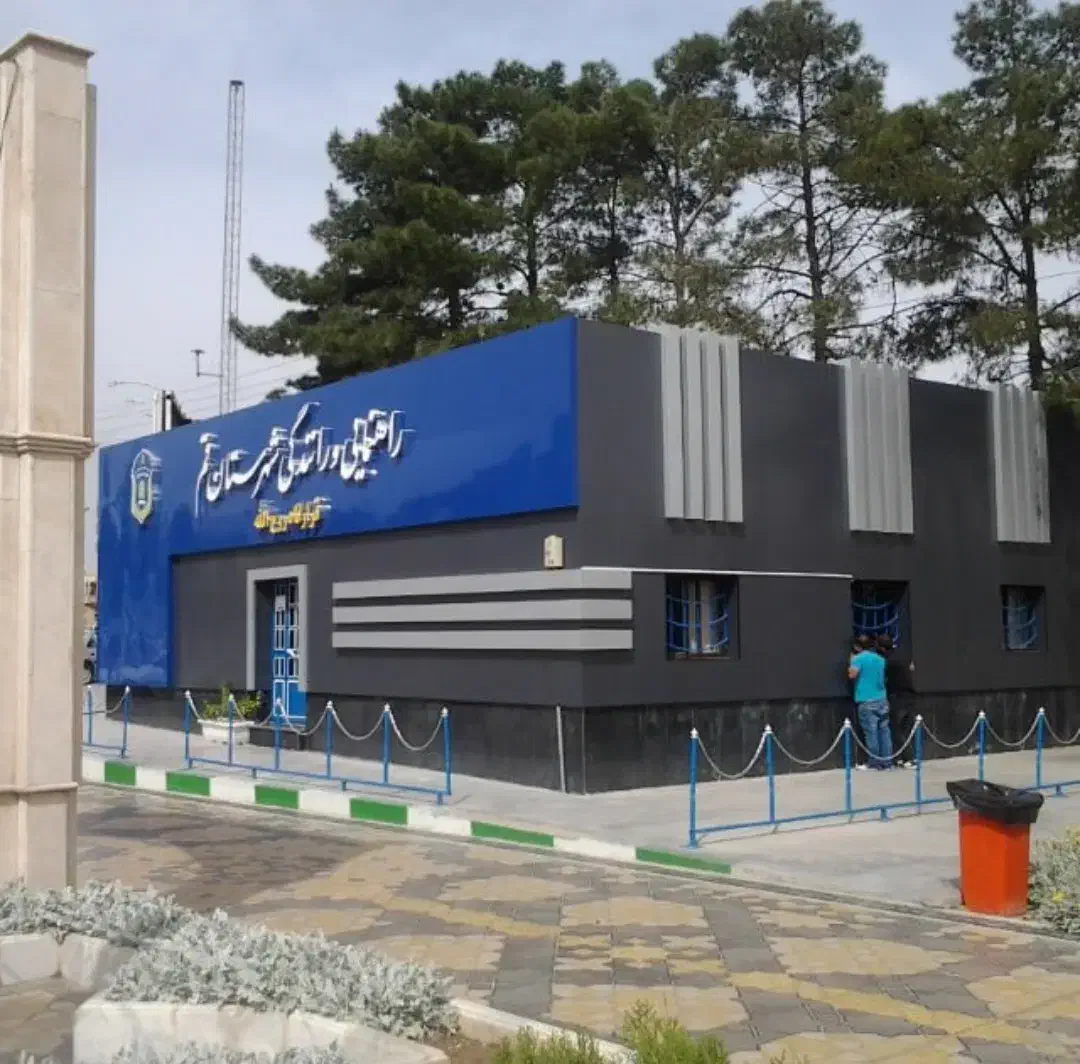 اجرای تابلو و نمای کامپوزیت|خدمات پیشه و مهارت|قم, حاج زینل|دیوار