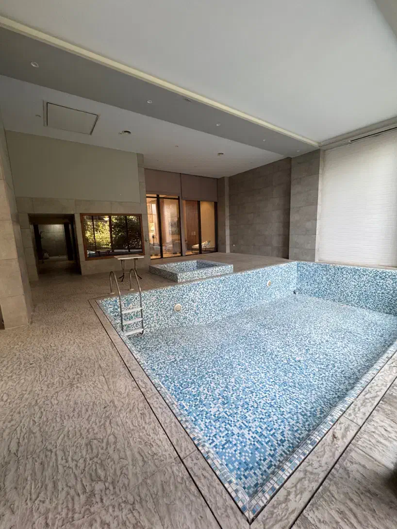 ۳۰۵مترنوساز۳خواب مستر ولنجک/مشاعات آبی/۳۰متر بالکن