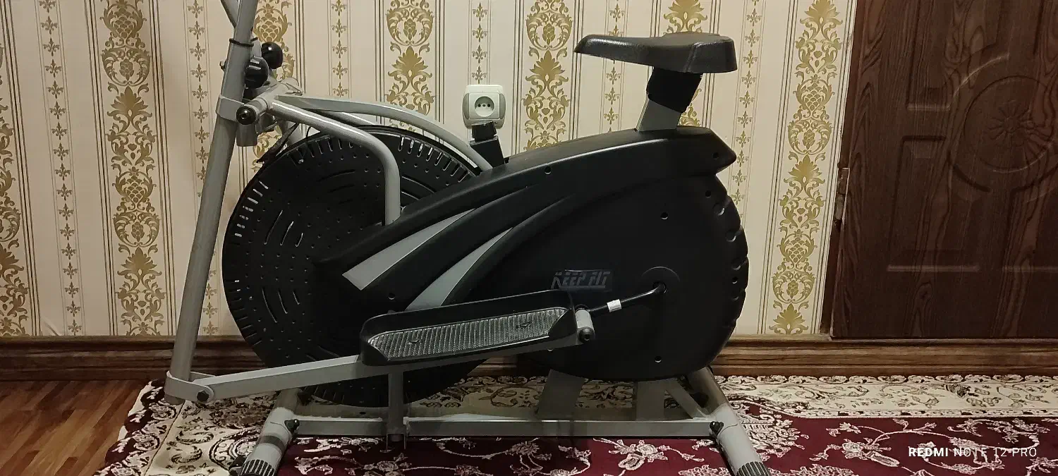 دوچرخه ثابت باشگاهی حرفه‌ای|تجهیزات ورزشی|شاهین‌شهر, گرگاب|دیوار