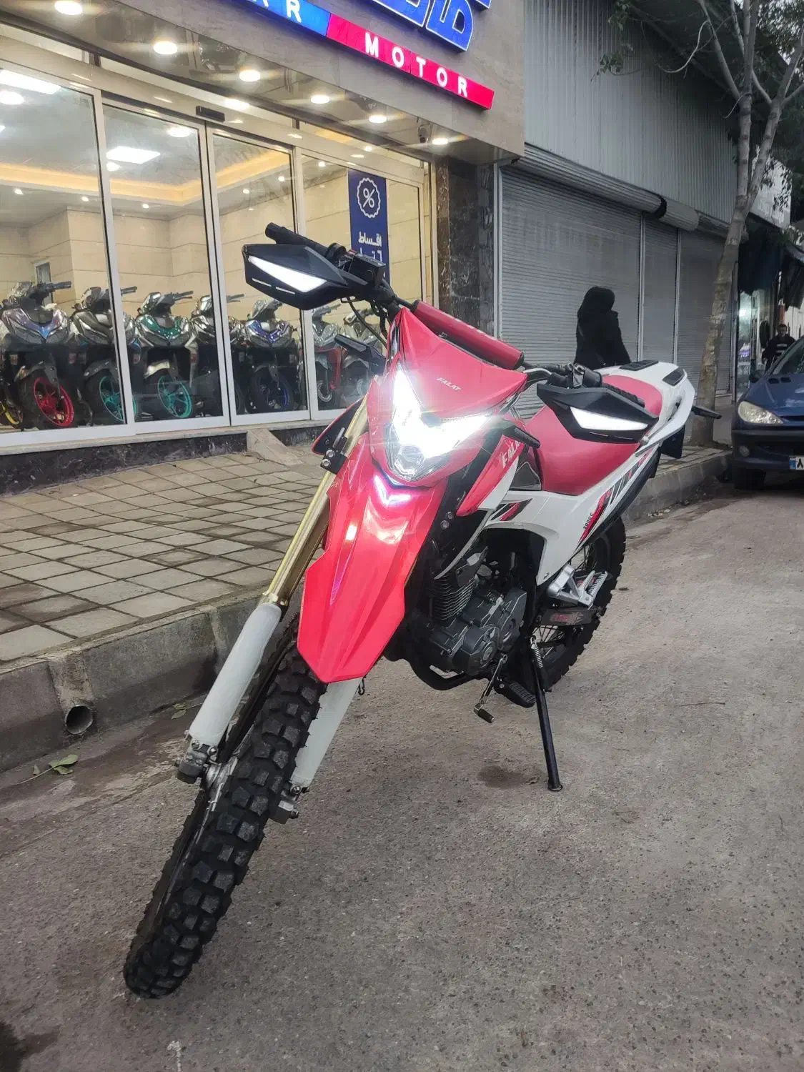 فلات 200گزینه ای مناسب برای شهر و آفرود|موتورسیکلت|رشت, پاستوریزه|دیوار