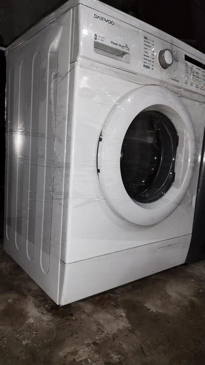 ماشین لباسشوییDEWO8کیلویی در حد نو صفر بشرط|ماشین لباسشویی و خشککن لباس|آمل, |دیوار
