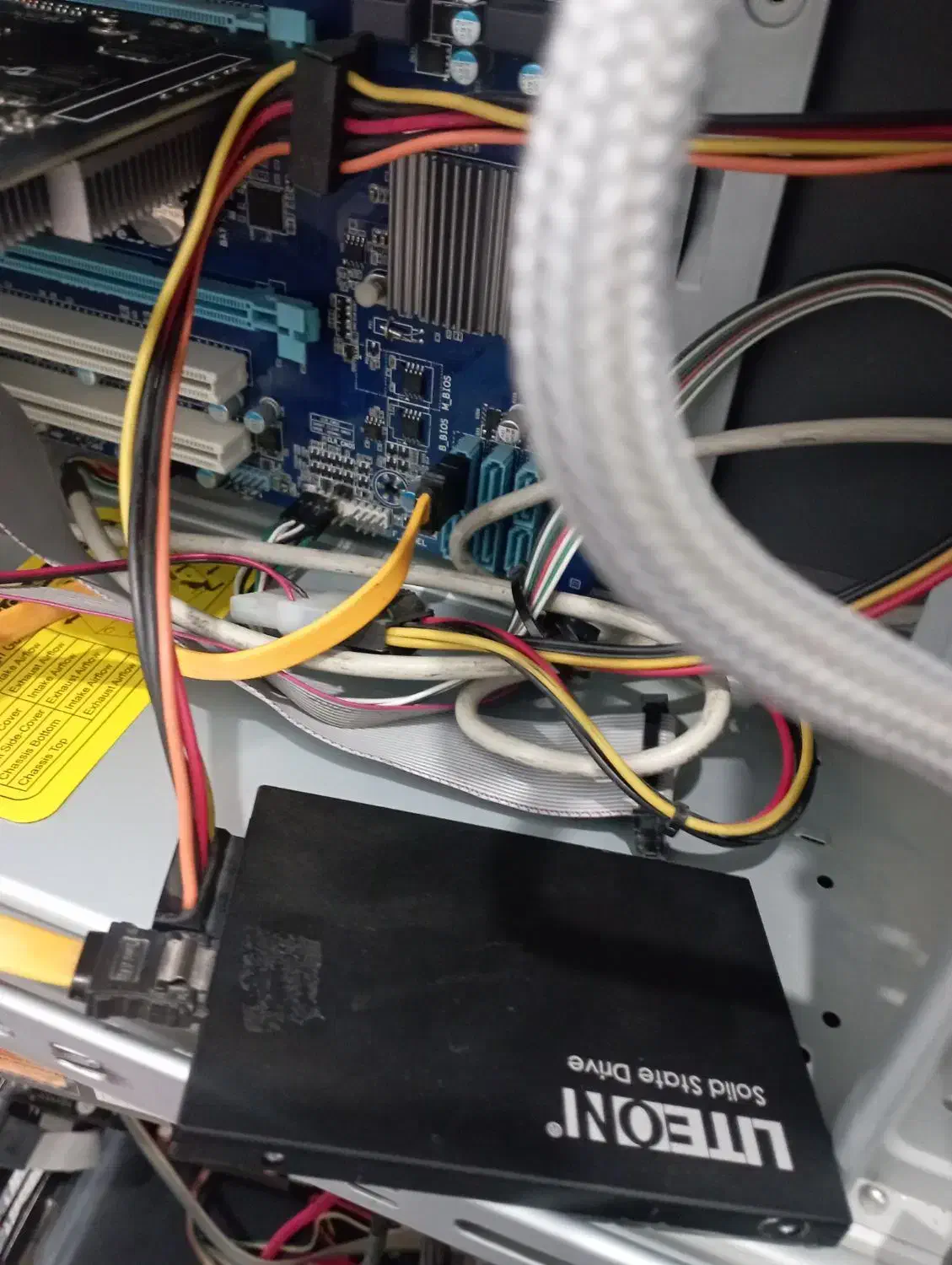 کیس ddr3 هشت هسته ای قوی با گرافیک ۴ گیگ|رایانه رومیزی|مشهد, اروند|دیوار