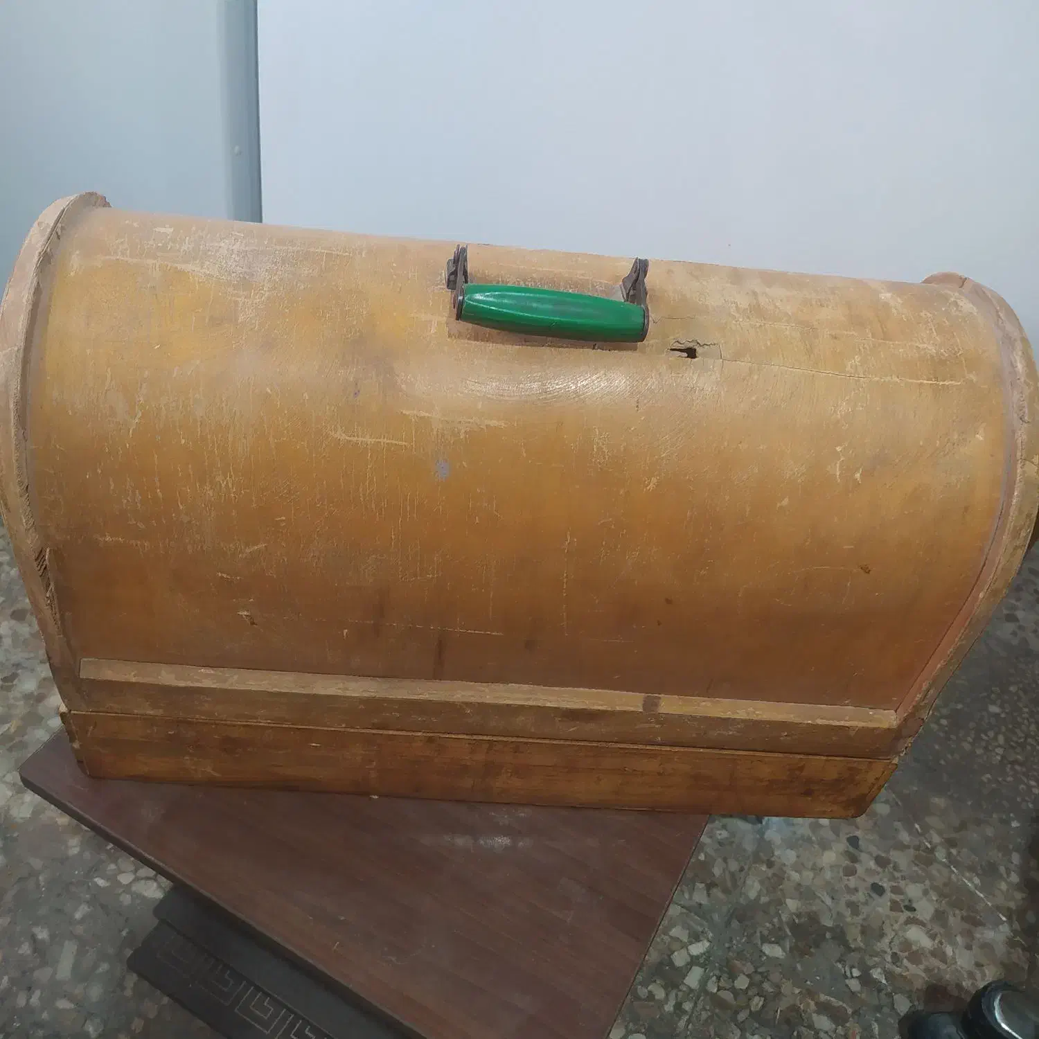 چرخ خیاطی کاپیتان ژاپنی|چرخ خیاطی و ریسندگی|قم, امامزاده ابراهیم|دیوار