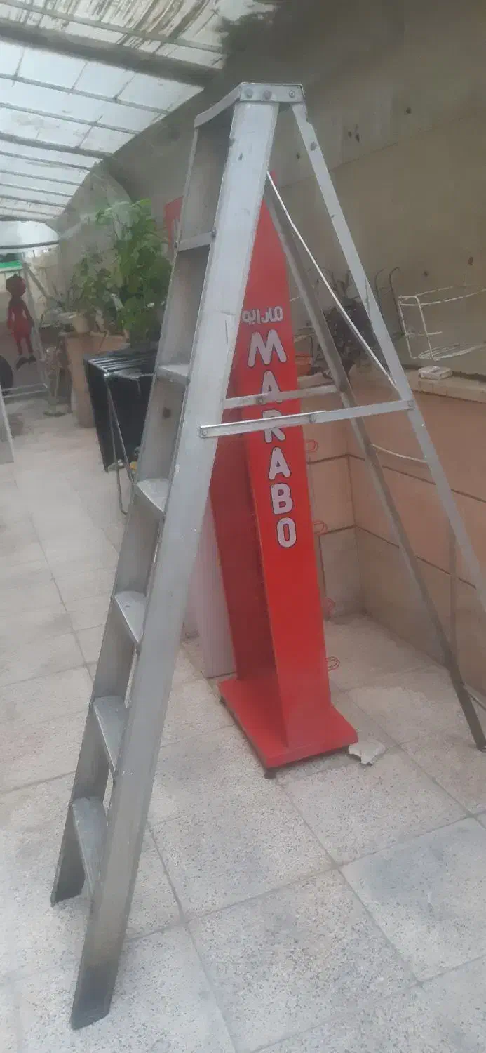 فروش نردبون و چهار پایه|حراج|مشکیندشت, |دیوار