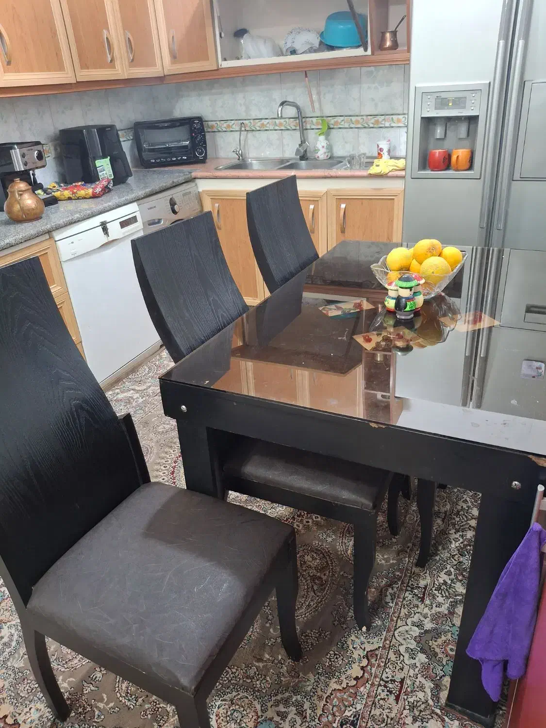 میز نهار خوری|میز و صندلی غذاخوری|قم, جمکران|دیوار