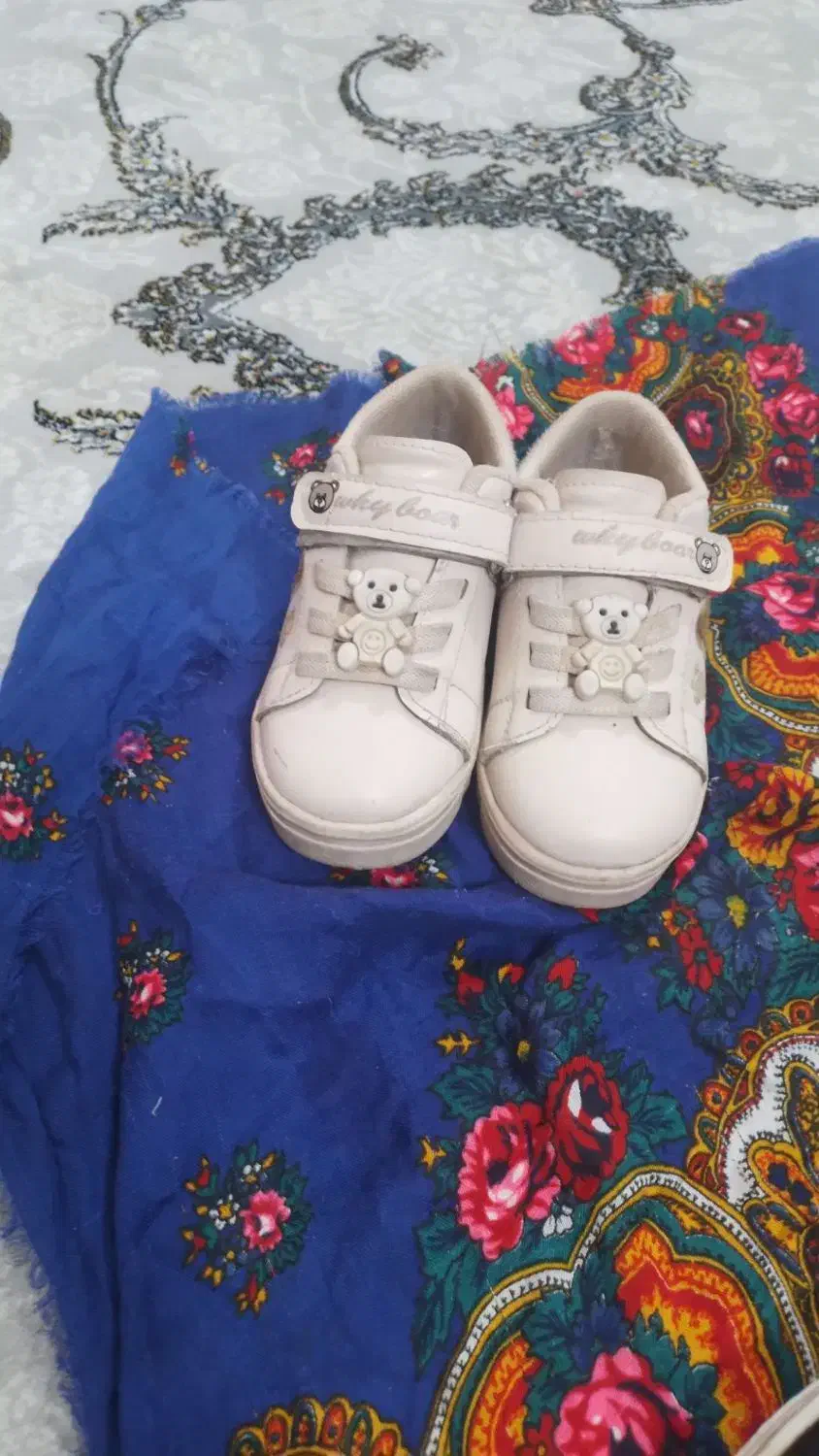 کفش قیمت مناسب|کیف، کفش، کمربند|بجنورد, |دیوار