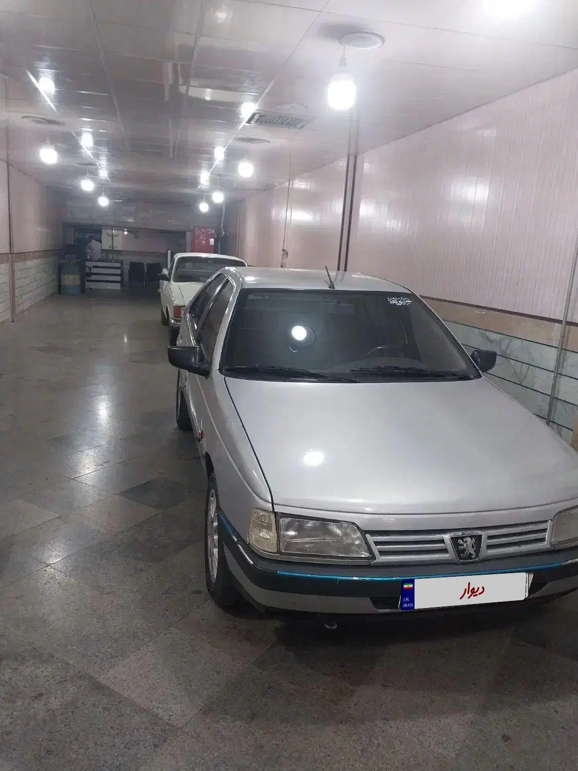 پژو۴۰۵ بیرنگ|خودرو سواری و وانت|تاکستان, |دیوار