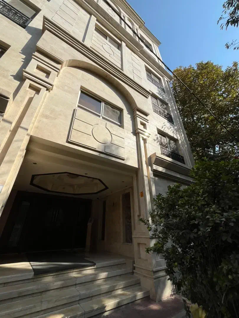 ۱۹۵ متر ۳ خواب نیاوران