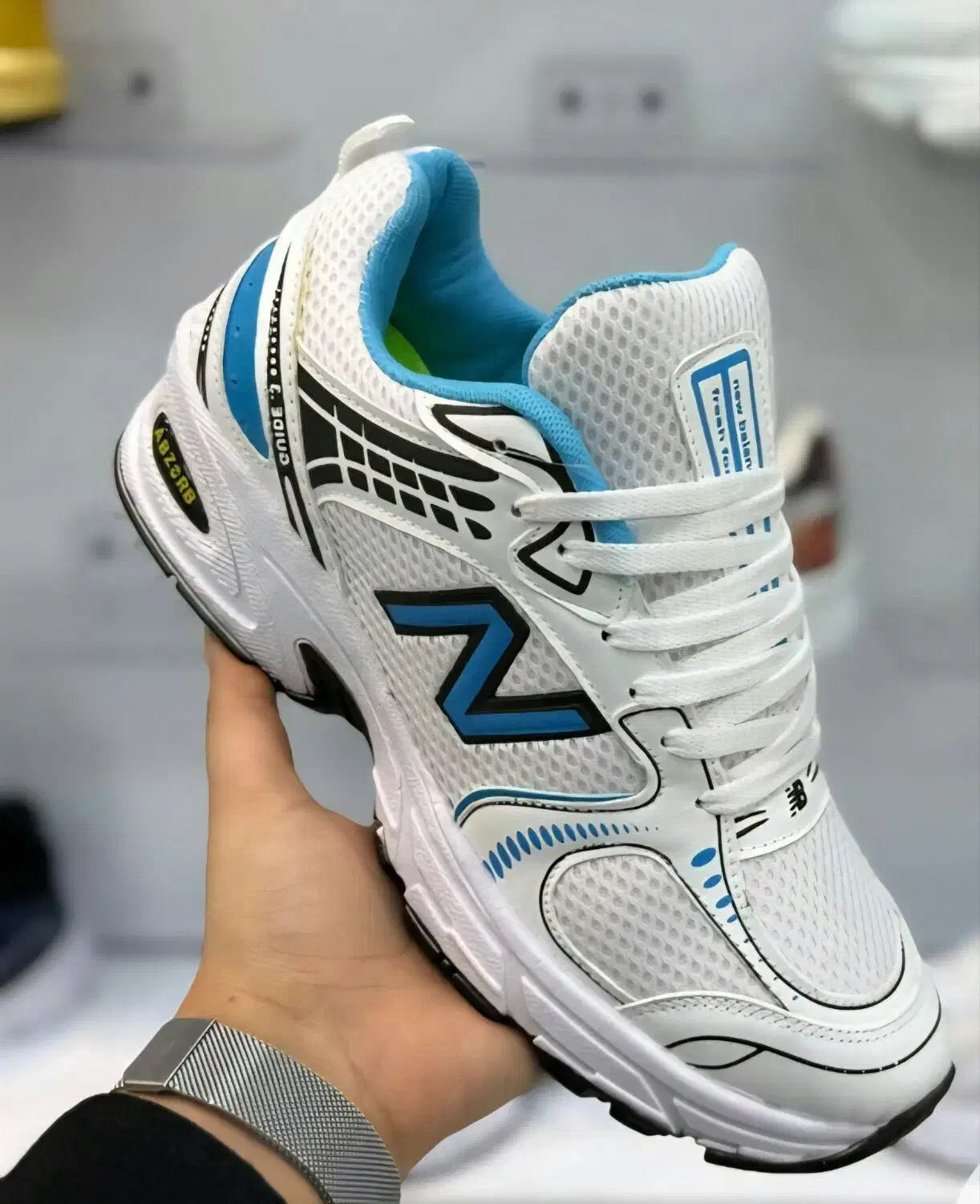 حراج کتونی به تعداد محدود زیر قیمت فاکتور 550تومان|کیف، کفش، کمربند|اراک, |دیوار