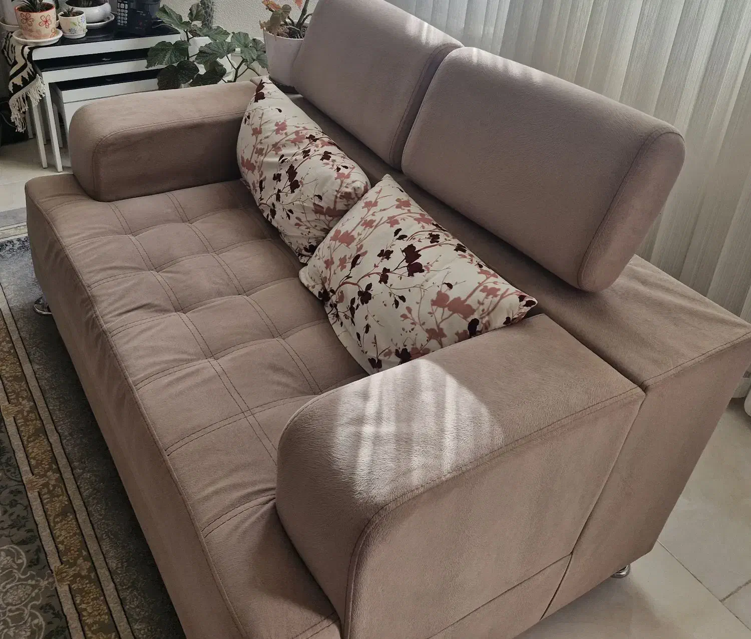 مبل ۷ نفره|مبلمان خانگی و میز عسلی|شاهین‌شهر, فردوسی|دیوار