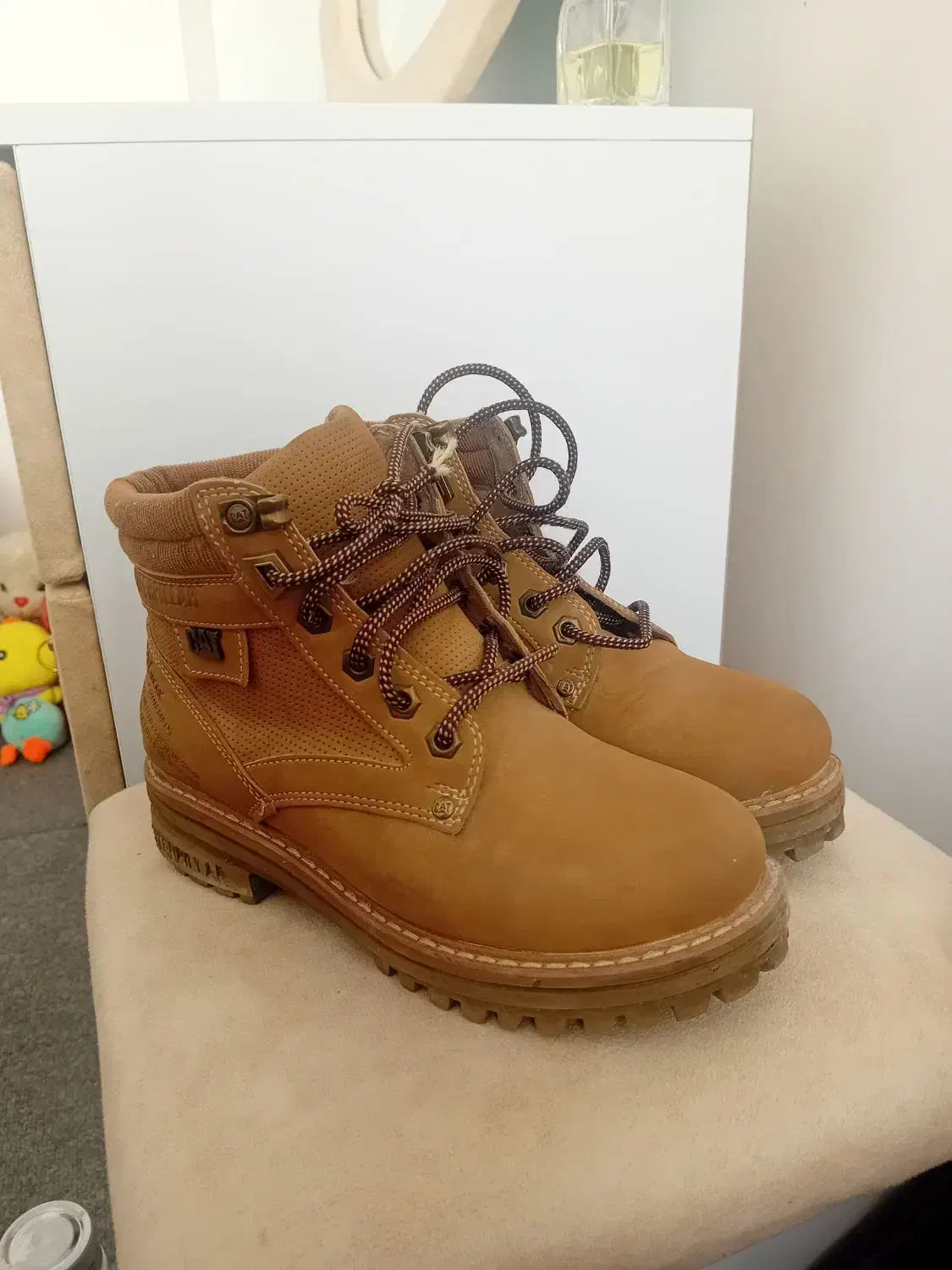 پوتین سایز ۳۷|کیف، کفش، کمربند|اهر, |دیوار