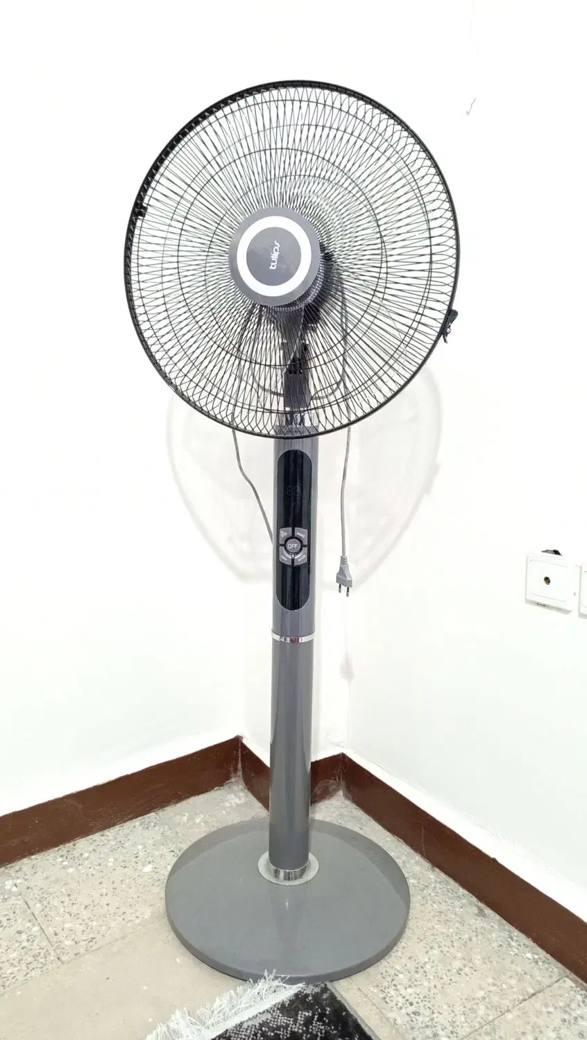 پنکه|پنکه و تصفیهکنندهٔ هوا|مسجد سلیمان, |دیوار