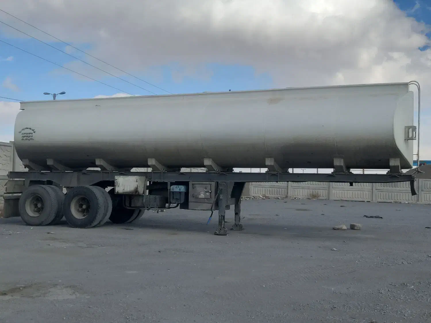 تانکر چهار مواد|خودرو سنگین|مهاجران, |دیوار