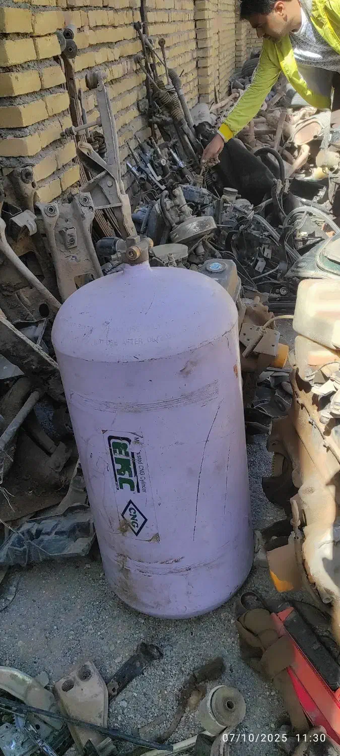 خرید انواع ماشین های اسقاط و فروش لوازم استوک|قطعات یدکی و لوازم جانبی|سبزوار, اسلام آباد|دیوار