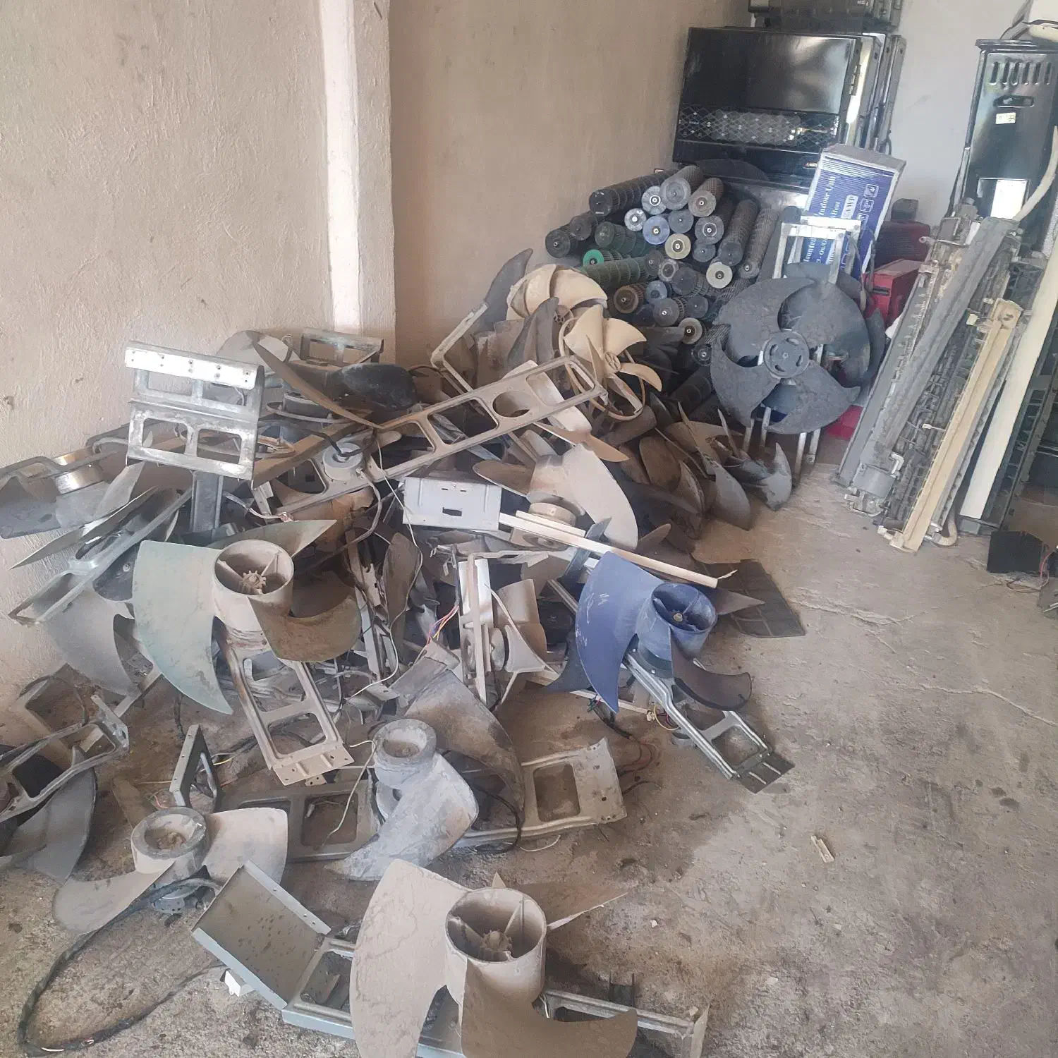 فروش قطعات کولرگازی|کولر گازی و فن‌کوئل|نسیم‌شهر, |دیوار