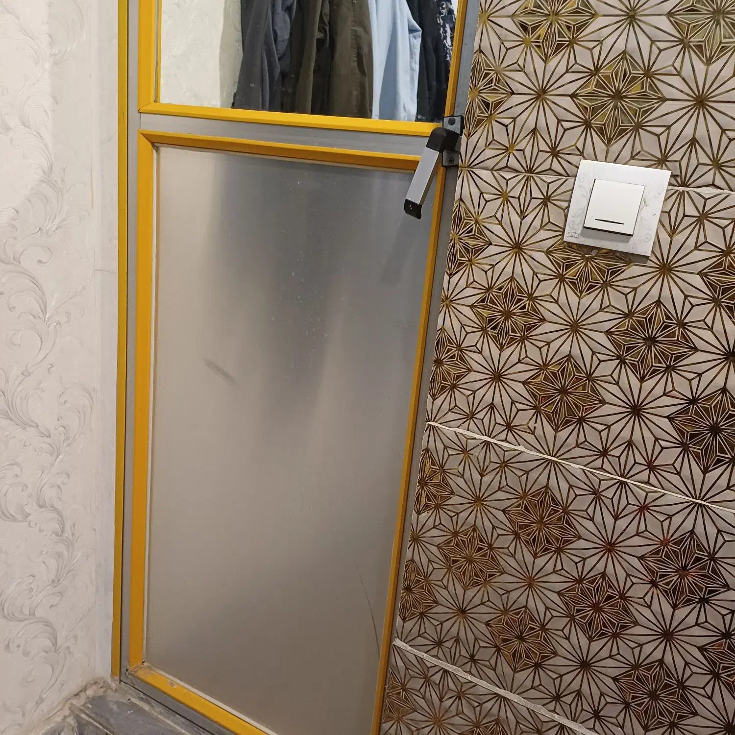 دوعدد درحمام دستشوی طول 185عرضشون 60 المینیومر|مصالح و تجهیزات ساختمان|بهار, |دیوار